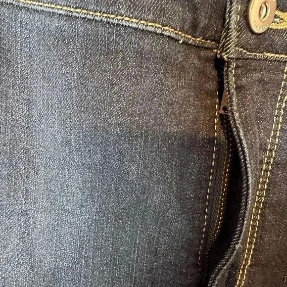 ⭐️ Host Pick ⭐️Torrid feel the fit denim blue Jeans size 22 - Picture 7 of 11